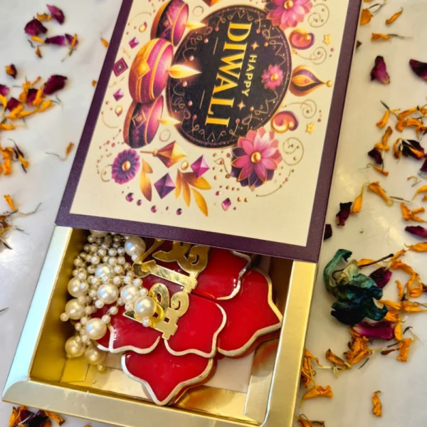 Festive Hamper – 2 Laddu Candles with Resin Shubh Labh Pair - Image 2